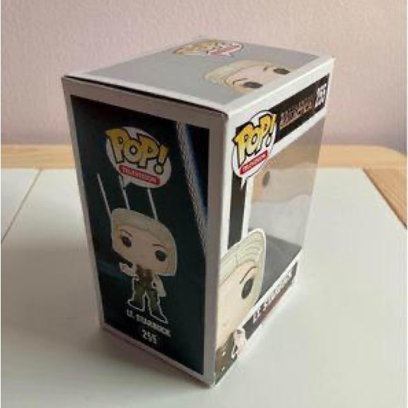Battlestar Galactica Starbuck Funko Pop! - Picture 2 of 5